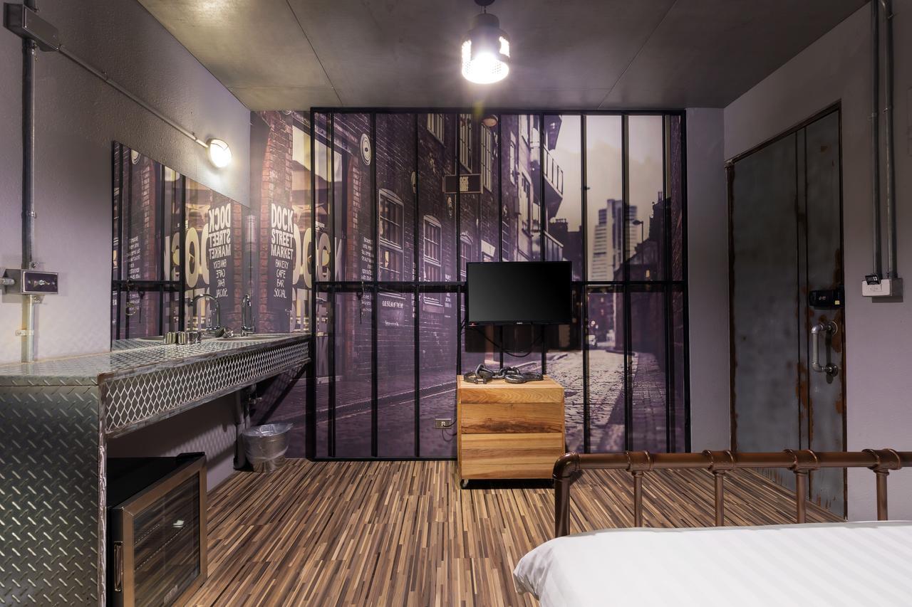 和平公獄監獄文旅 近東大門夜市 Peace Prison Cafe Inn Hualien Exterior foto